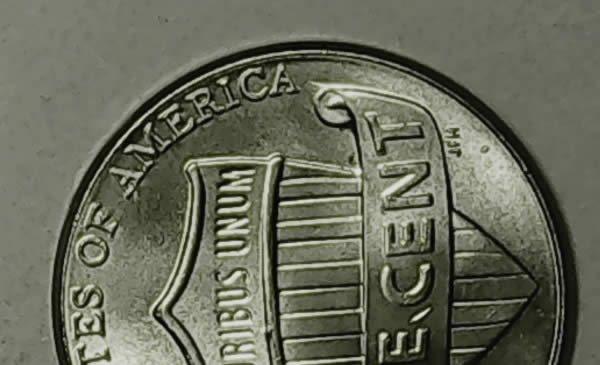 Shield-Cents-Reverse-New-Crack-Developing