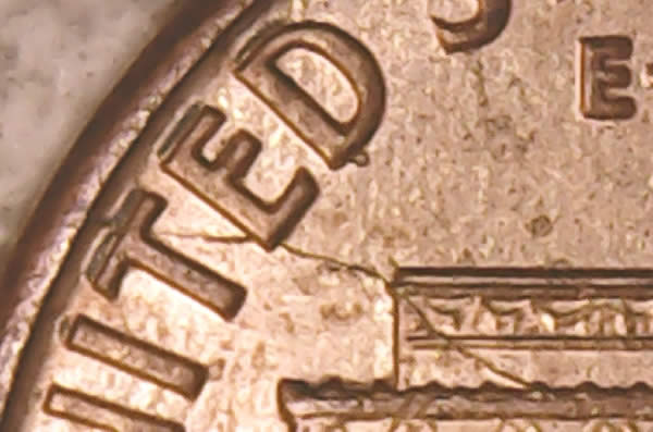 1990-P--LC-Cool-Looking-Die-Crack