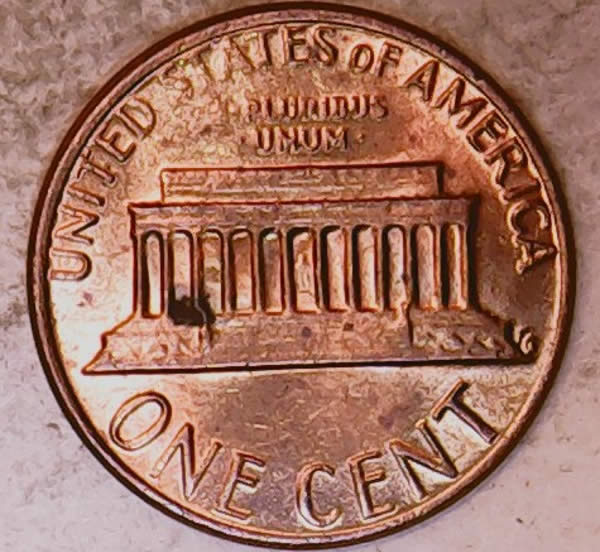 1982-P-LMC-LD-Copper----Raised-Area-Around-Rim