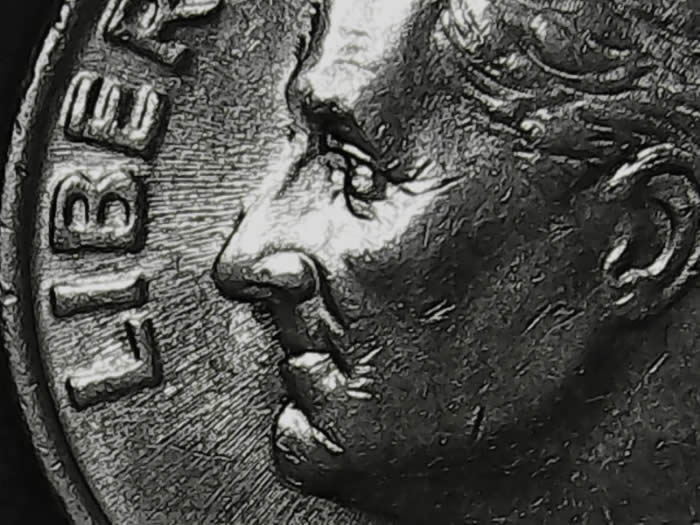 Is-This-What-FDR-Would-Have-Looked-Like-Had-Lived-Till-1999?