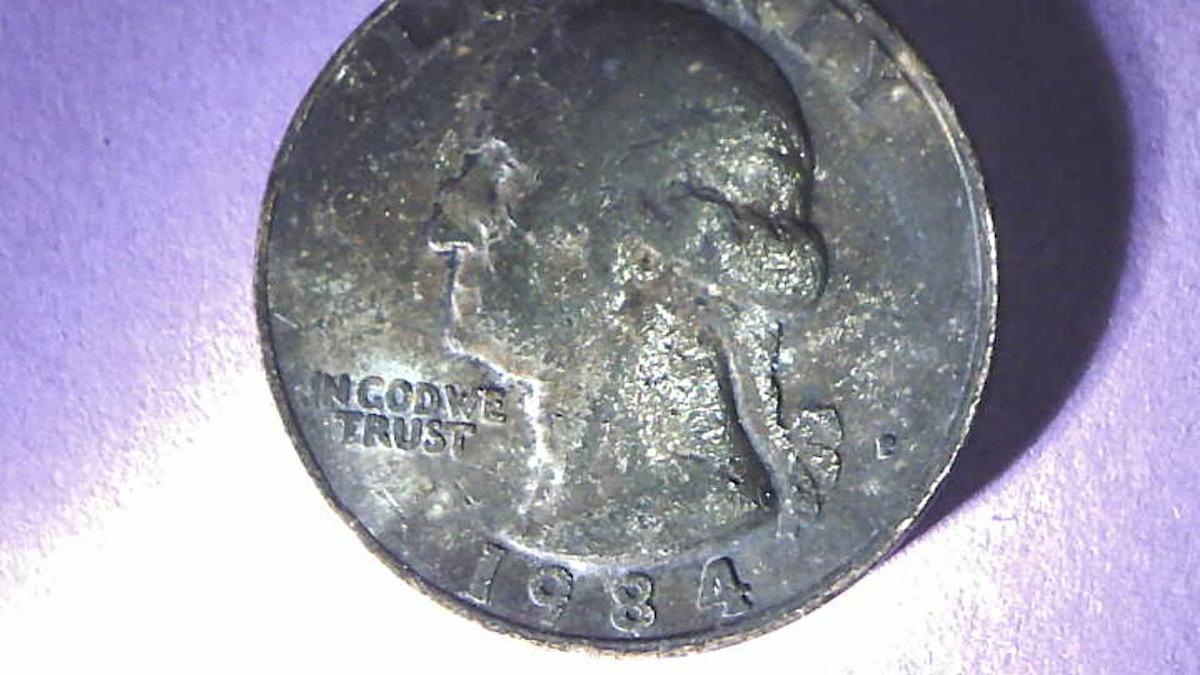 1984-P-Quarter-Missing-Clad?