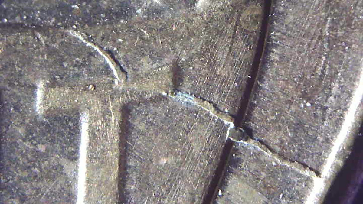2011-P-Shield-Cent-Die-Crack