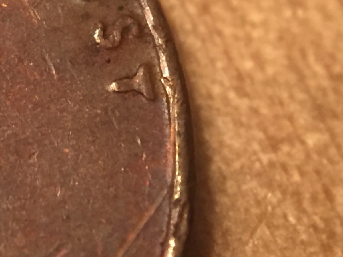 1981-LMC--Struck-Through-Or-A-Scratch?