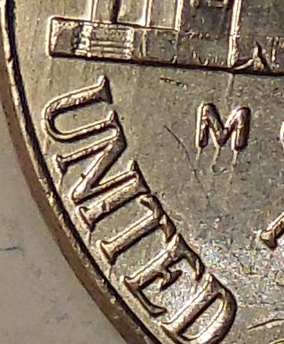 Major-Trail-Die-W/-Wavy-Steps