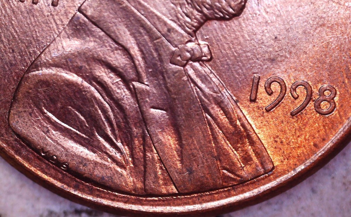 1998-LMC-Question-On-Ear