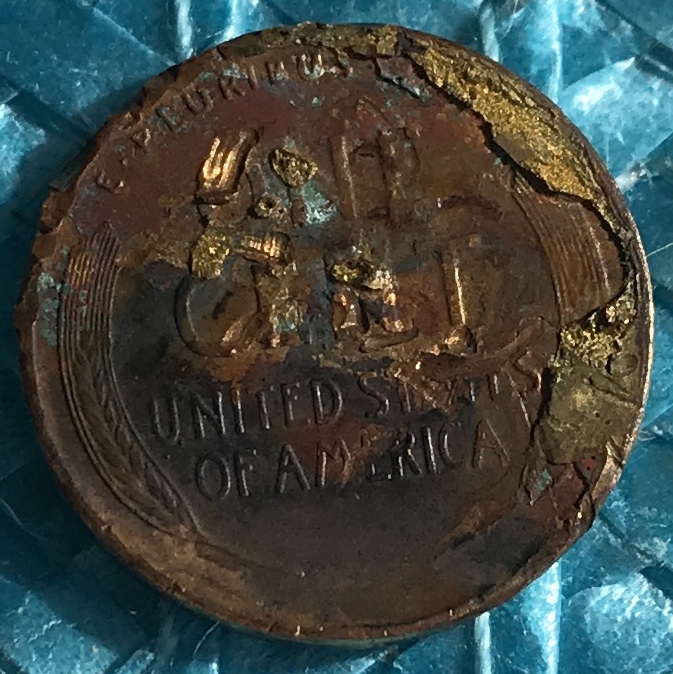 1911-Penny--Gold-Infused-Into-The-Back.-Weight-Is-3.18--Valuable?