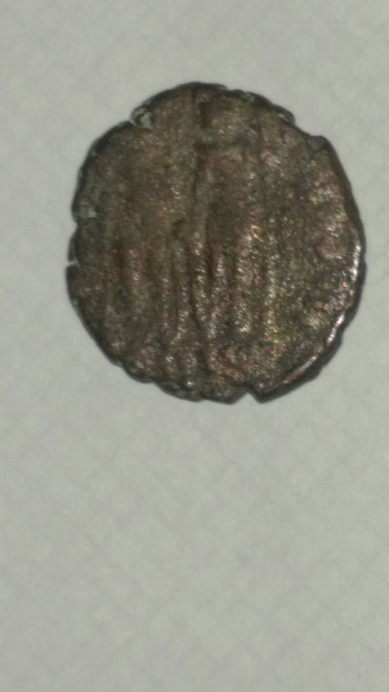 Help-With-Identifying-This-Very-Tiny-Roman-Coin