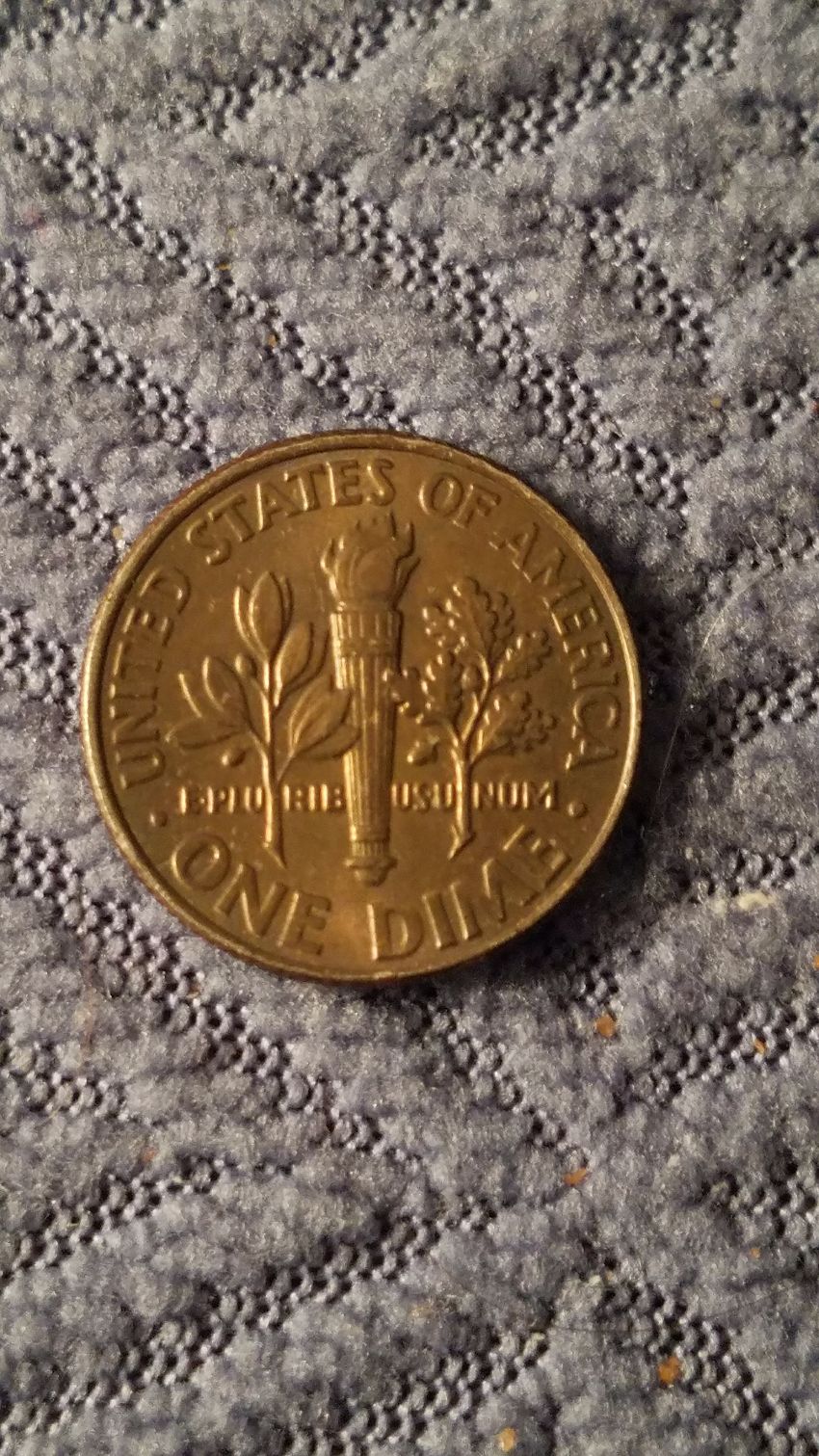 What's-Going-On-With-The-Clad-On-This-2011-Dime?