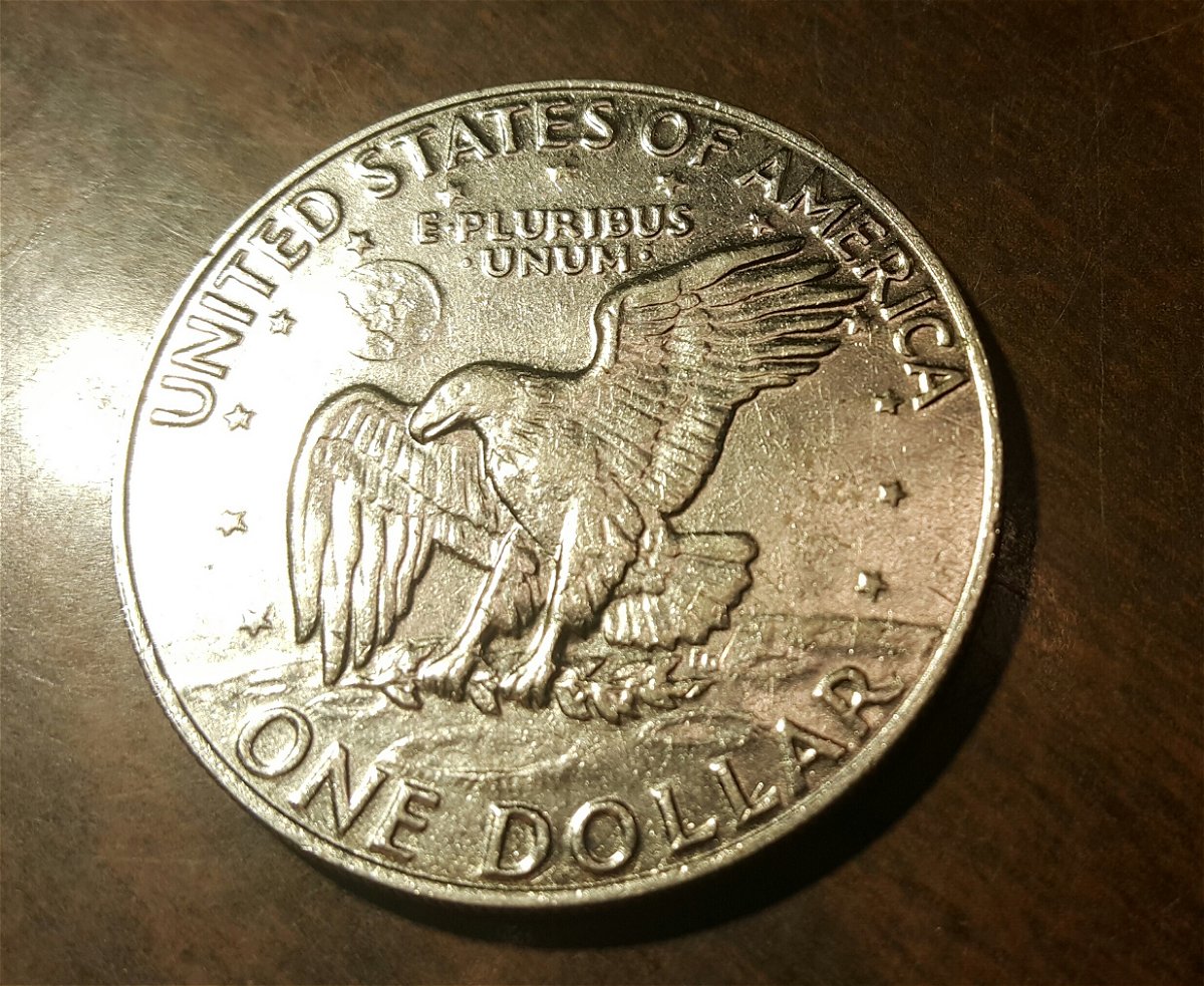 1974-P-Eisenhower-Dollar---Silver-Rim--