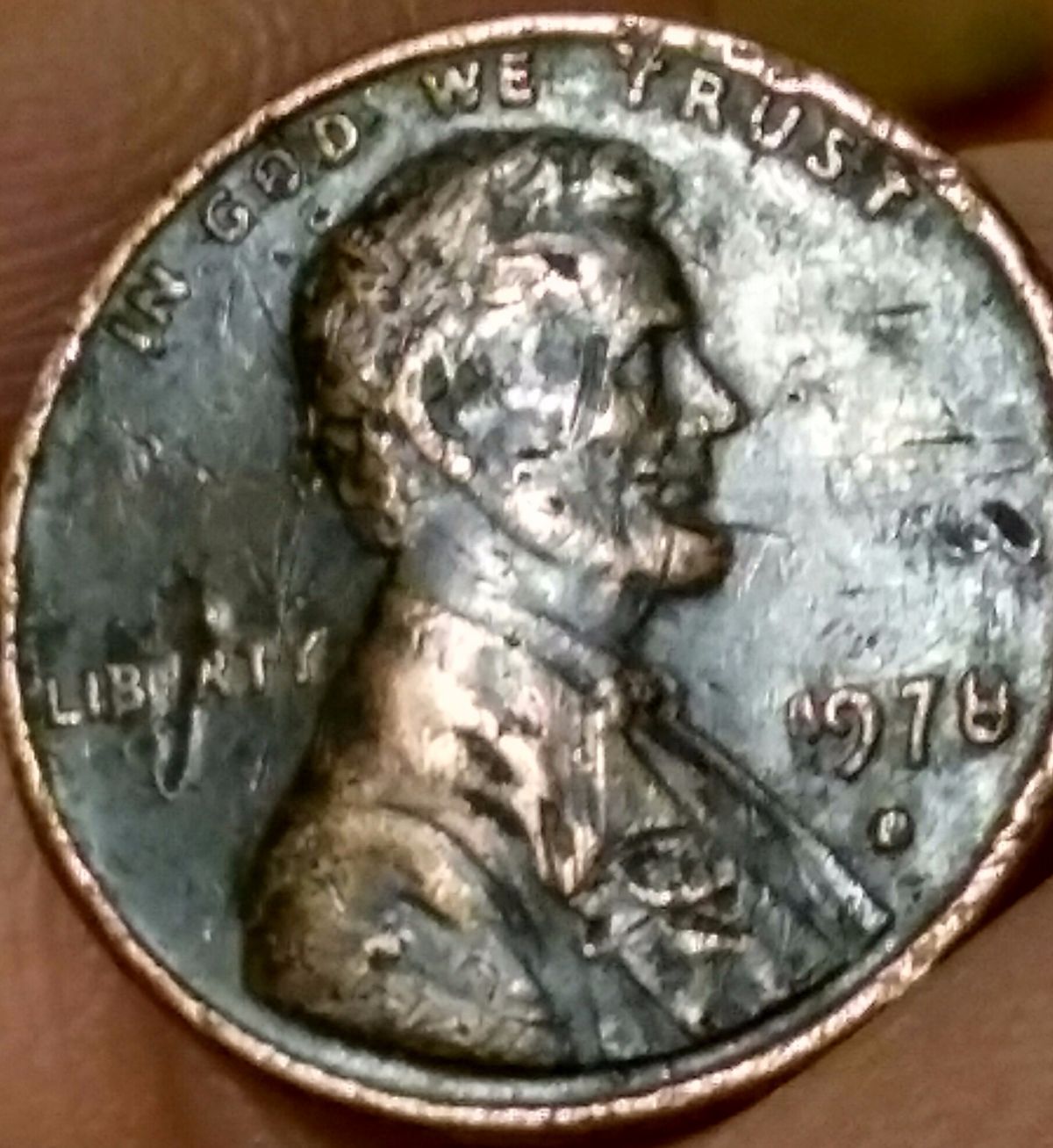 1978-D-Penny-Looks-Like-DD-Face-?