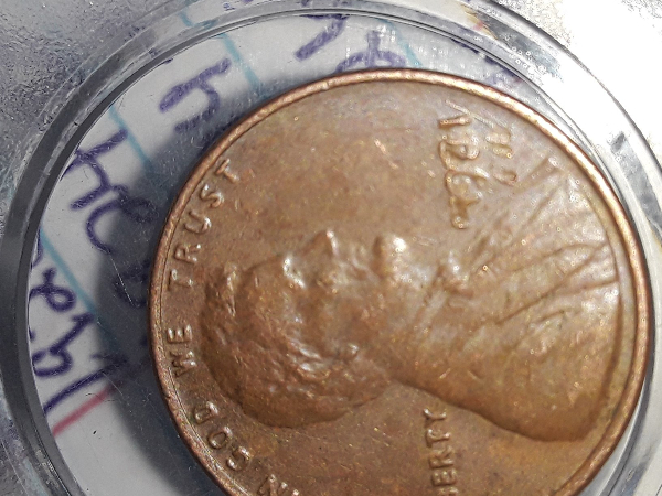 1981?-Lincoln-Penny-That's--Date-Is-Messed-Up-?