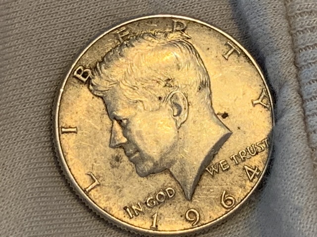 1964-Kennedy-Half-Dollar.-Normal-Hair,-Dangle-4,-Straight-G-Etc