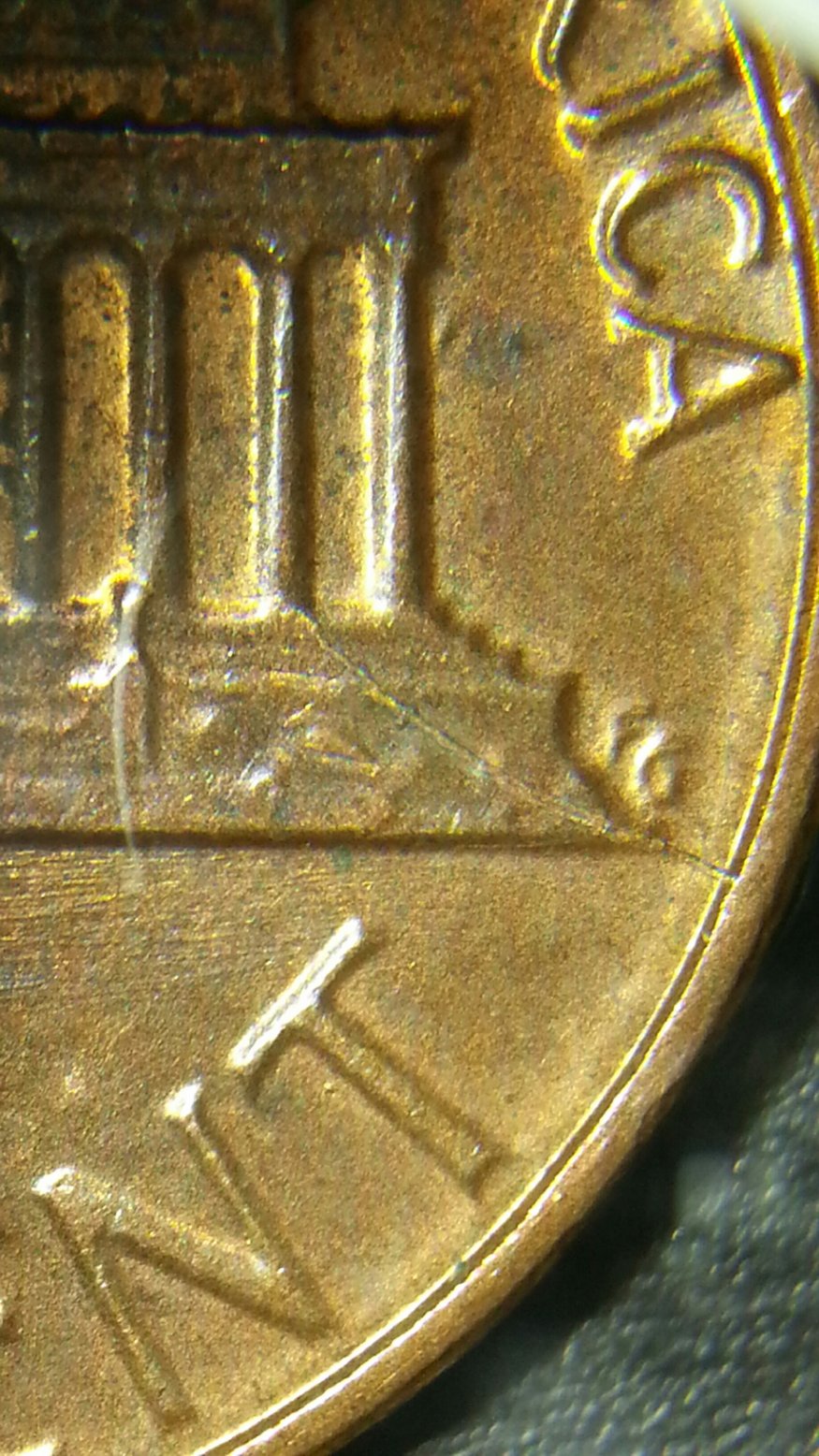 1983-LMC-Spiked-Head-And-Reverse-Die-Crack-Skh-1c-1983-02