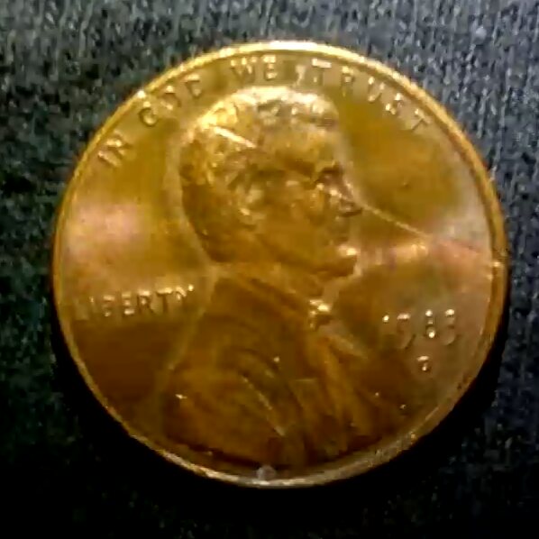 1983-D-Penny,-Damage-That-Flows-With-As-If-Cast,-Gouge-Across-Face