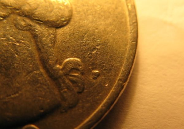 Filled-P-On-1980-Quarter?