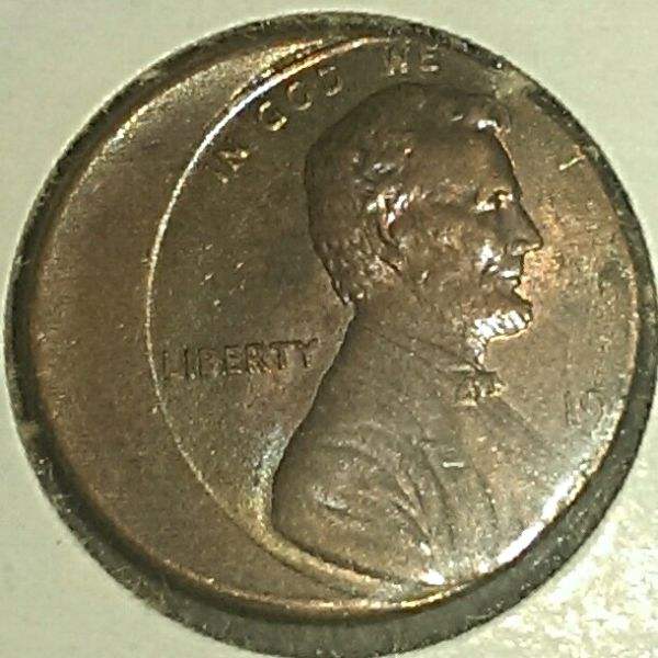 What-Even-Causes-This-Gold-Coloration?