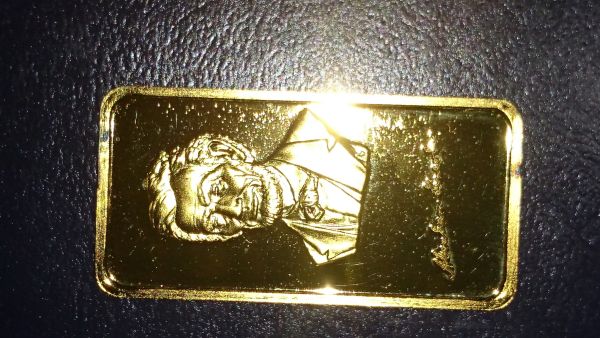Removing-Surface-Spots-From-Gold-Plated-Bars