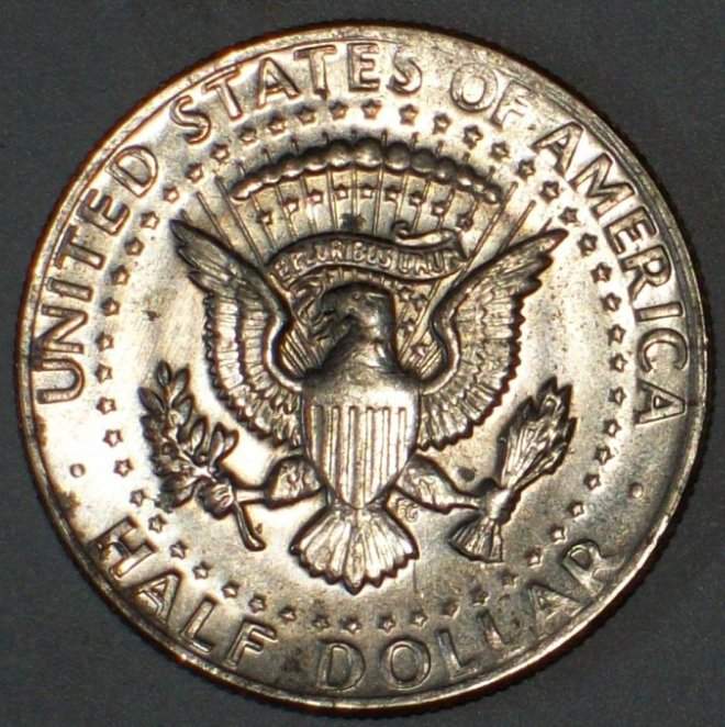 1972-D-Kennedy-Half-,-Double-Chin,
