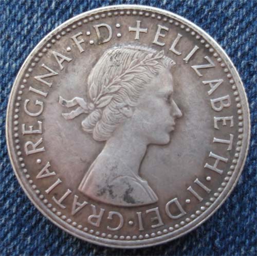 Qe11-Royal-Visit-Florin-Tilted-Collar