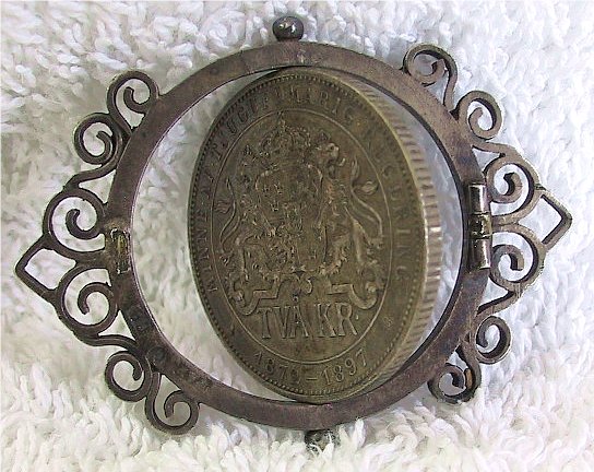 1872---1897-TVkar-Coin-In-Brooch---Re-Hallmark