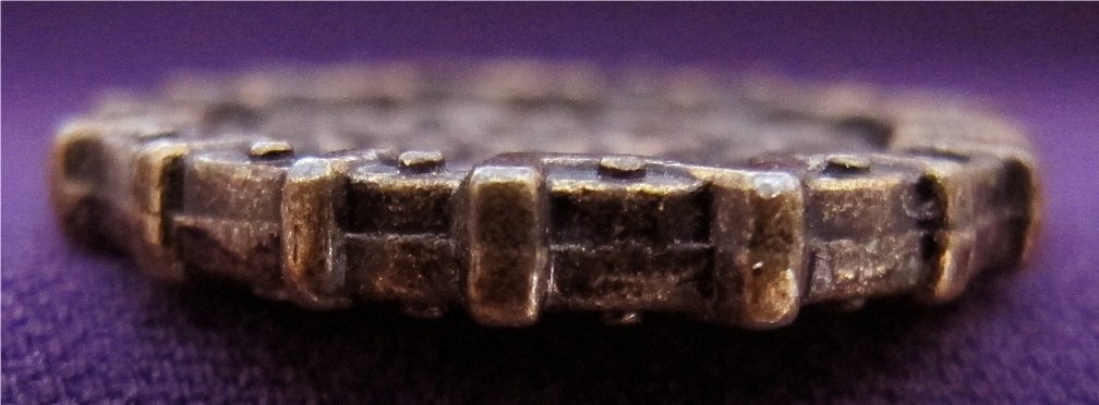 Aztec-Amulet-?--Or-?