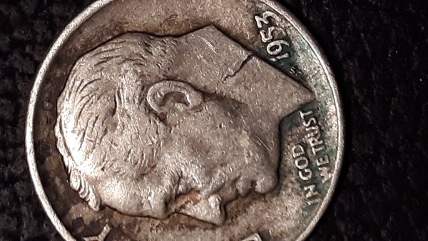 1953-D-Roosevelt-Dime-With-Crack-On-The-Neck?