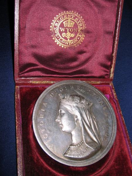 Medal-By-Wyon-For-Canada's-Inauguration-In-1867