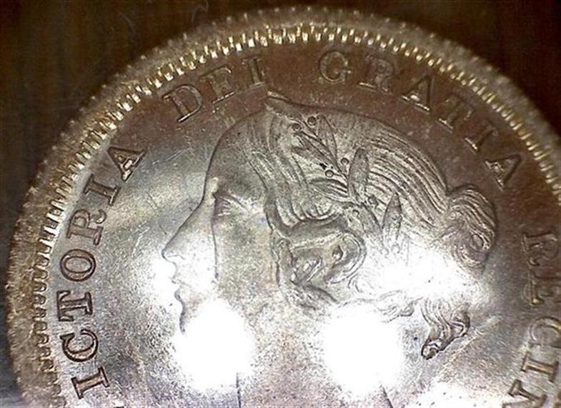 Some-5-Cent-Silvers-With-The-Digital-Microscope..