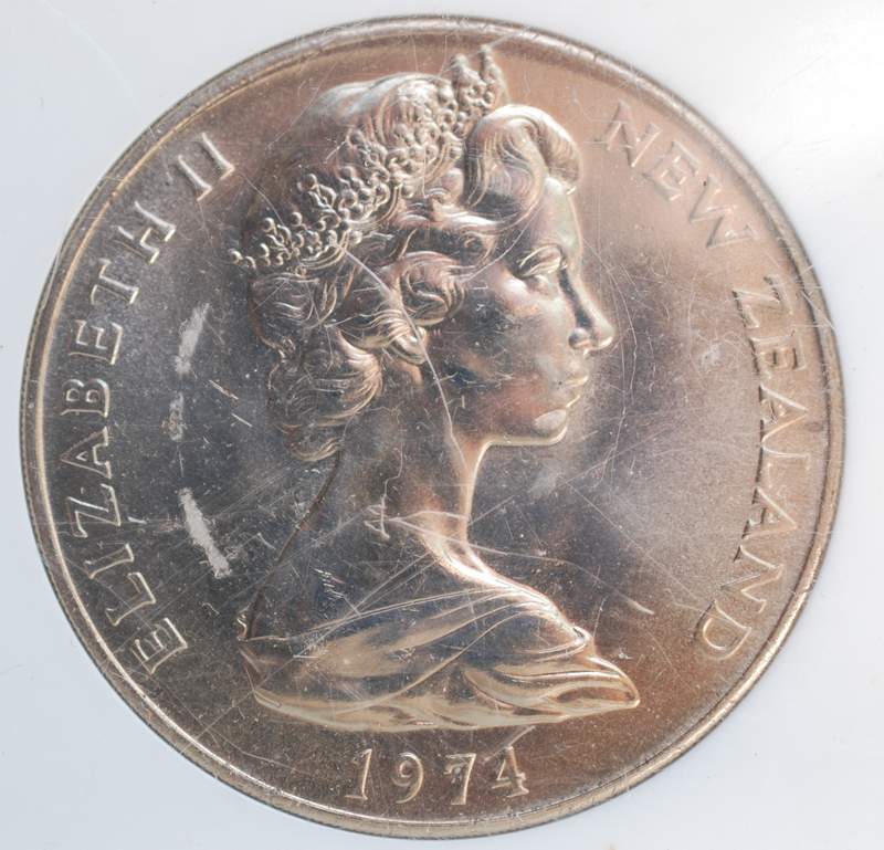 New-Zealand-NCLT-Dollars-In-Acrylic-Cases