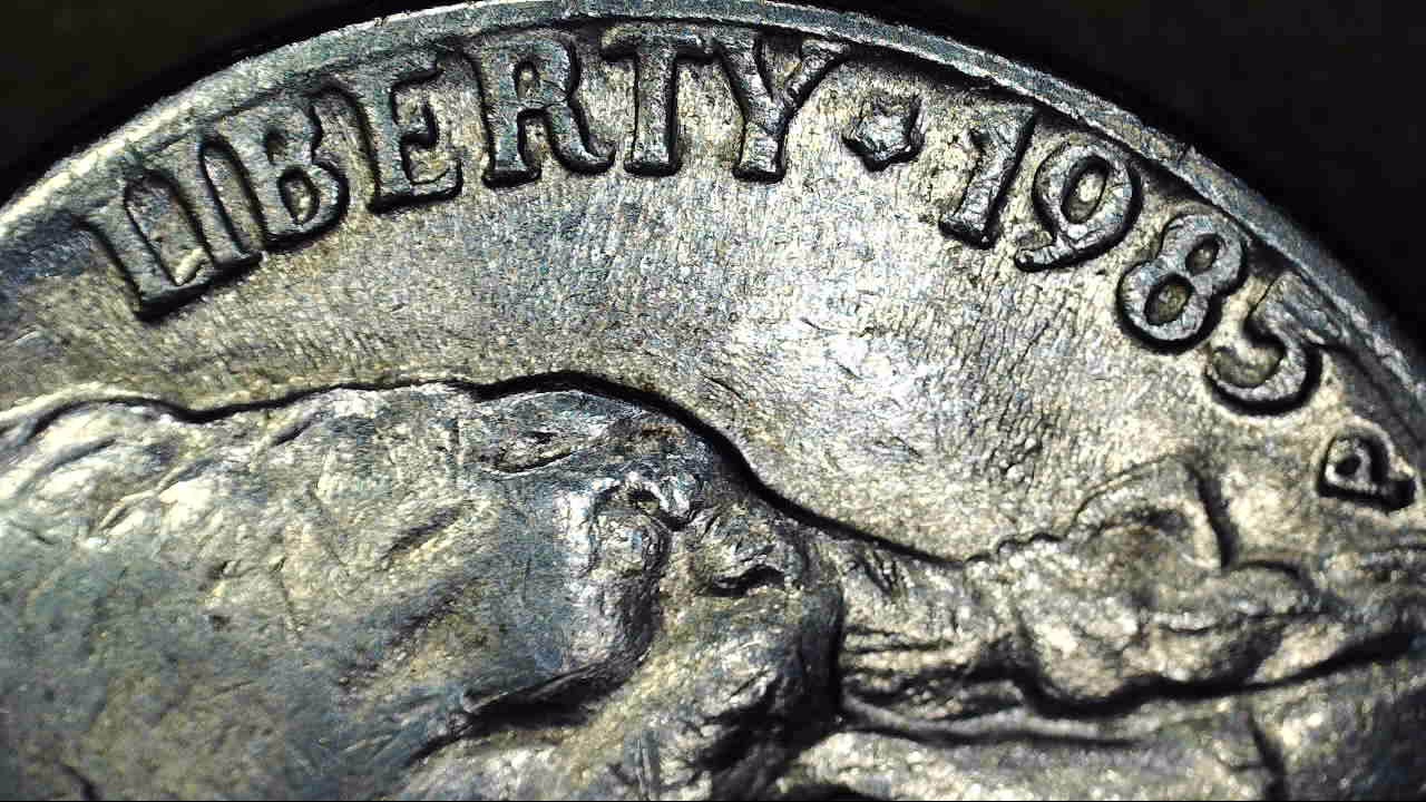1985-P-Nickle-DDO-Wired-Looking-Die-Error-?