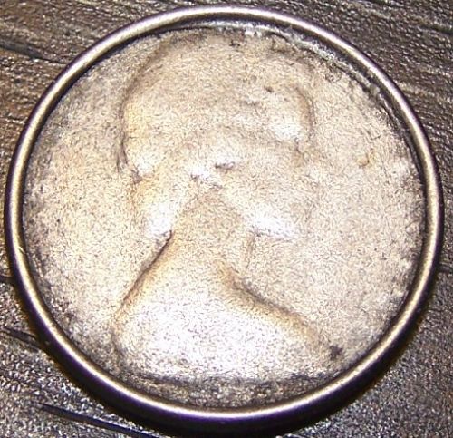 Canadian-Nickel-And-Quarter-With-Flanged-Rim.