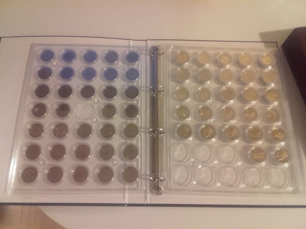 Storage-And-Presentation-Of-Euro-Coins