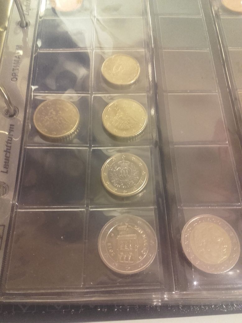Storage-And-Presentation-Of-Euro-Coins