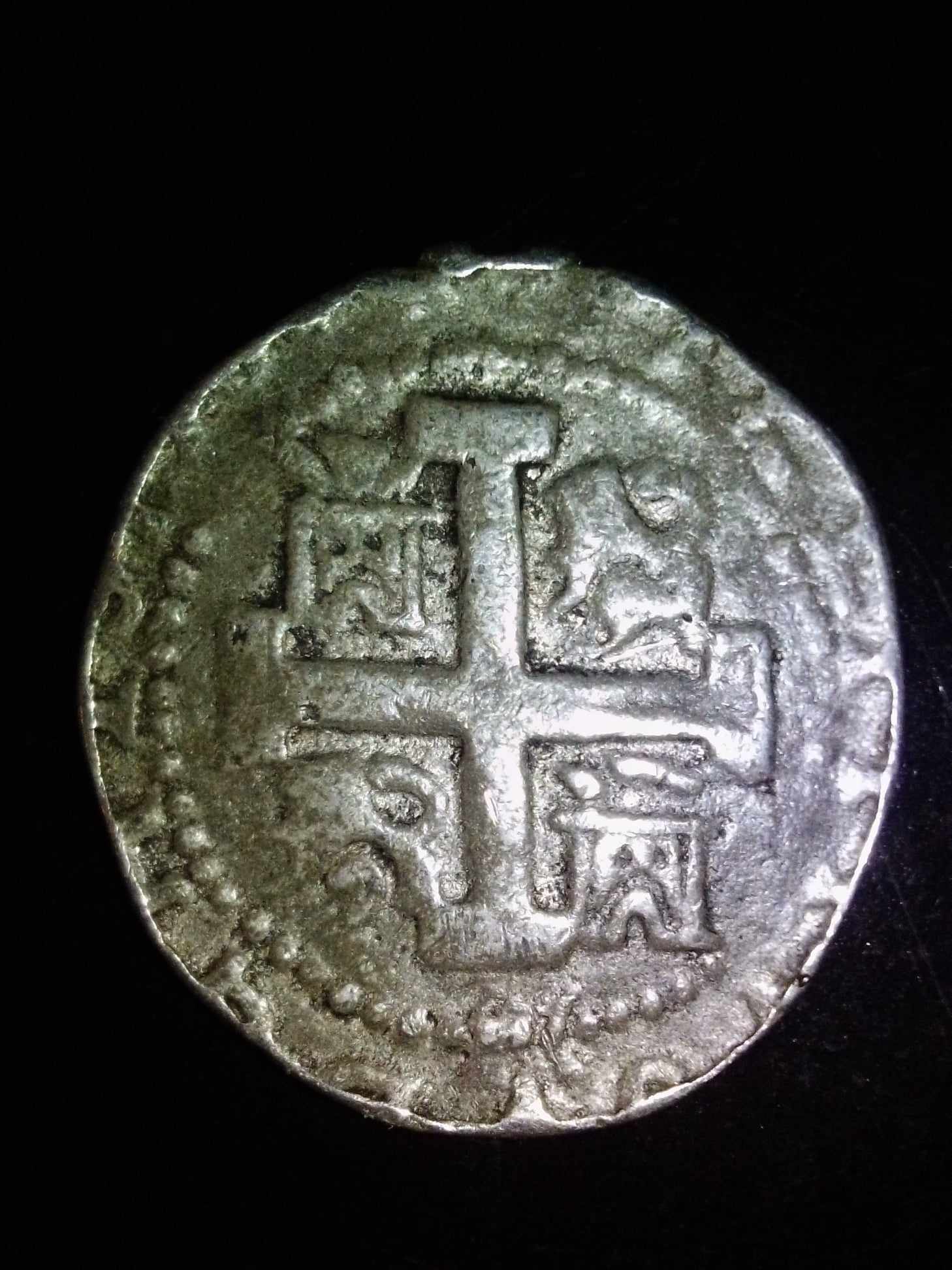 I-Came-Across-This-Coin-And-Need-Help-Identifying-It,-Can-Anyone-Help-Please?