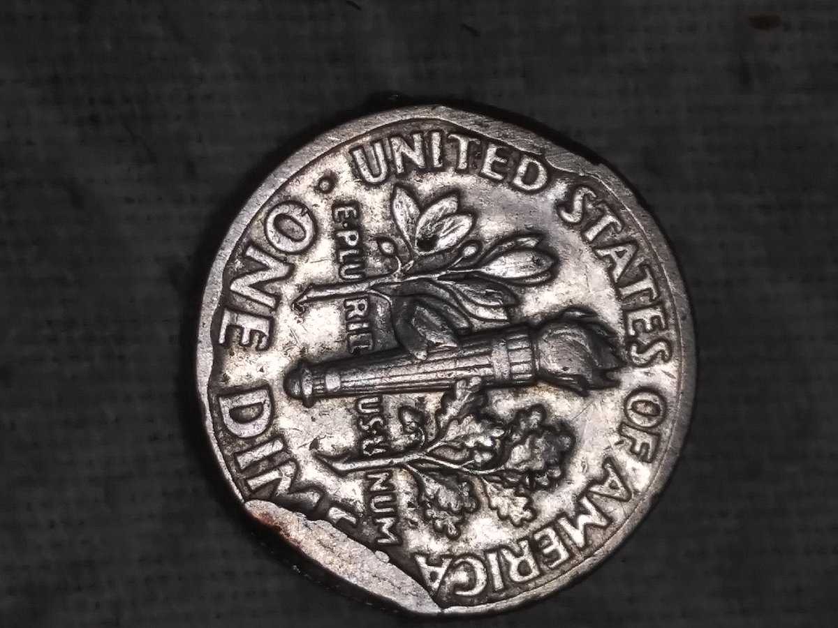 1996-D-Dime-Strike-Through