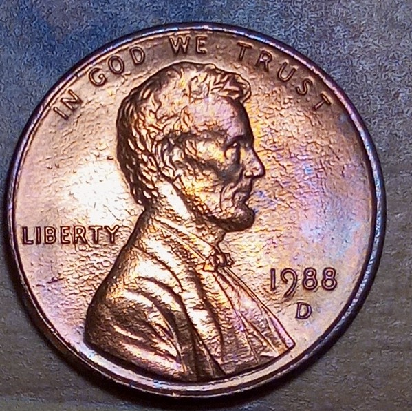 1988-D-Lincoln-Memorial-Cent-With-Toning-For-Grading