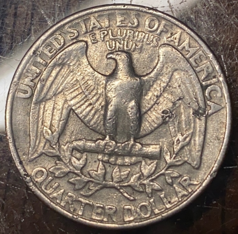 1983-Quarter-Doubling-Around-The-Leafs-On-The-Reverse