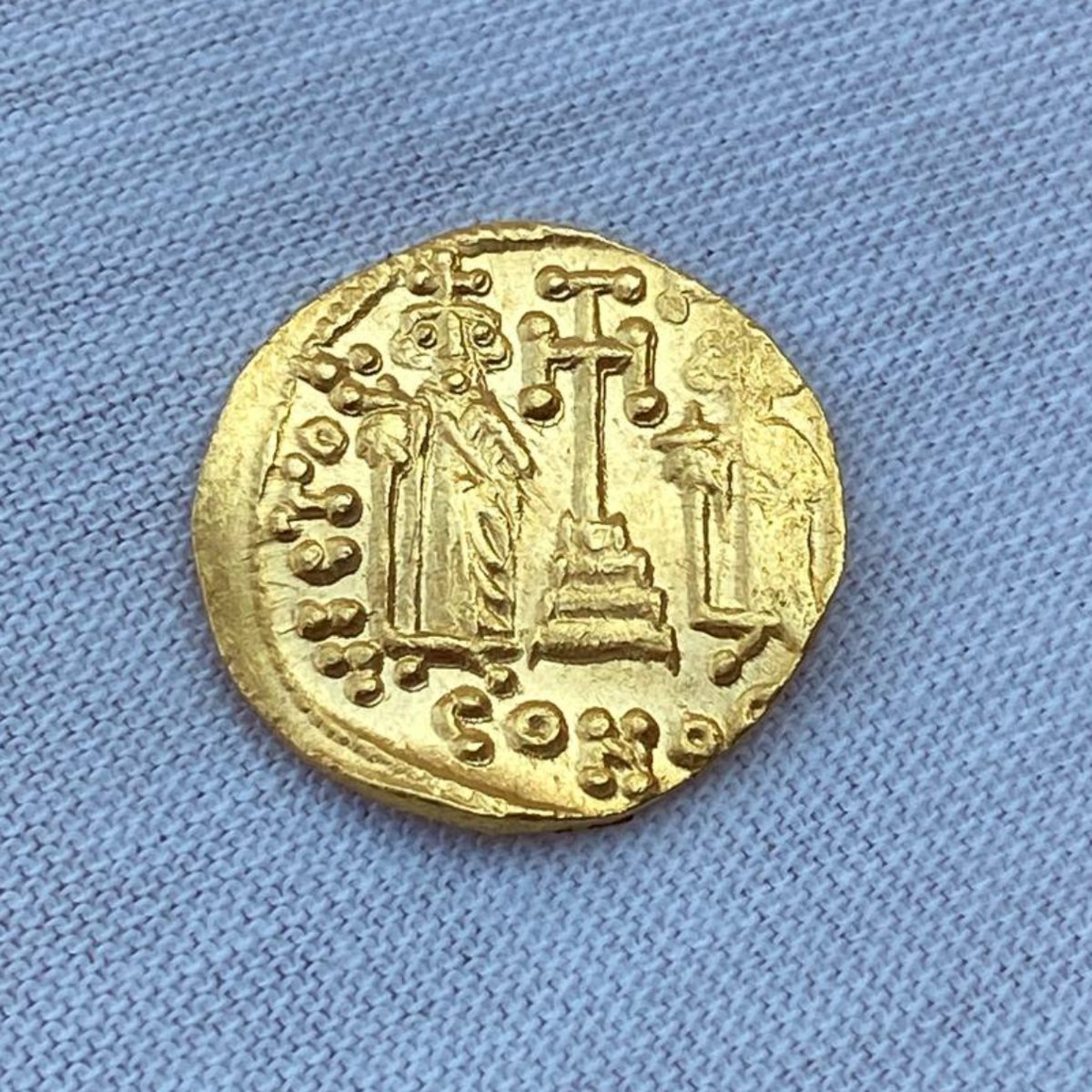 Solidus-668-673-A.d.-Constantine-IV-Pogonatus
