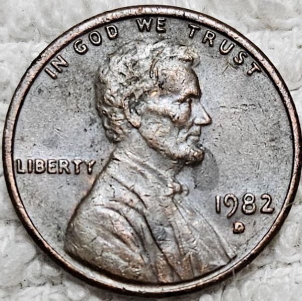 Not-An-Error,-But-Is-A-Variety---1982-D-Copper-Cent