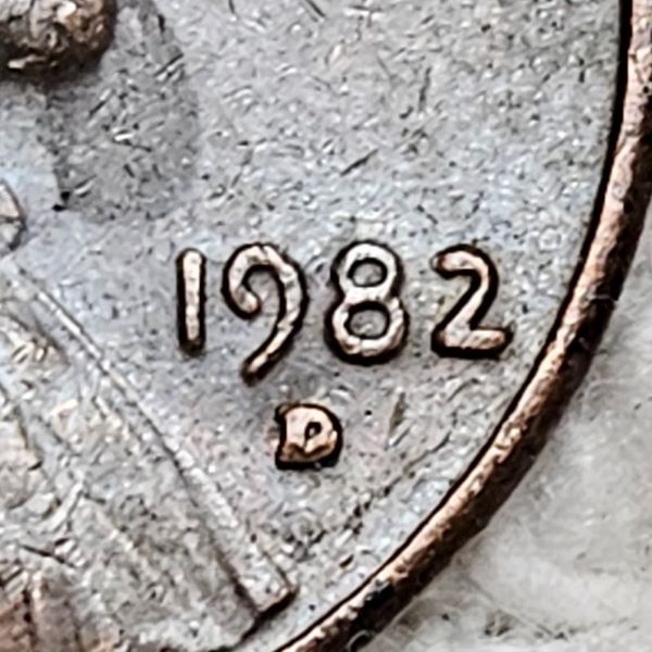 Not-An-Error,-But-Is-A-Variety---1982-D-Copper-Cent