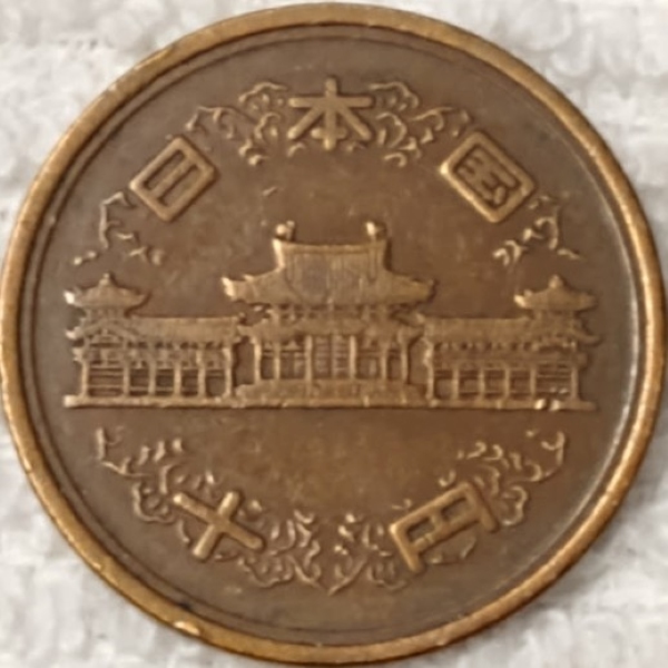 Around-The-World-With-Coins---A-Coin-Geography-Game