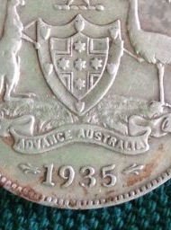 1935-Shilling-Broken-3