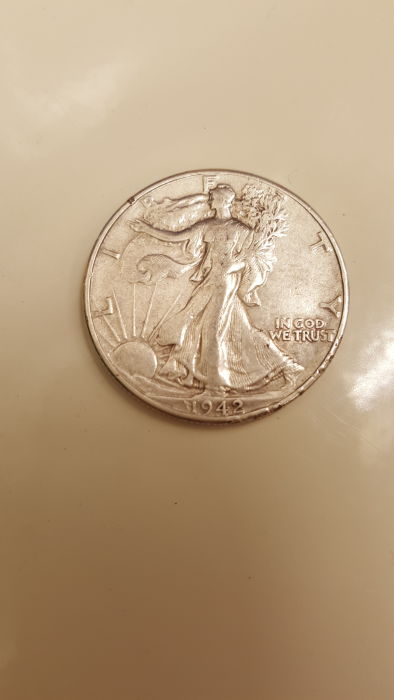 Walking-Liberty,-Shiny