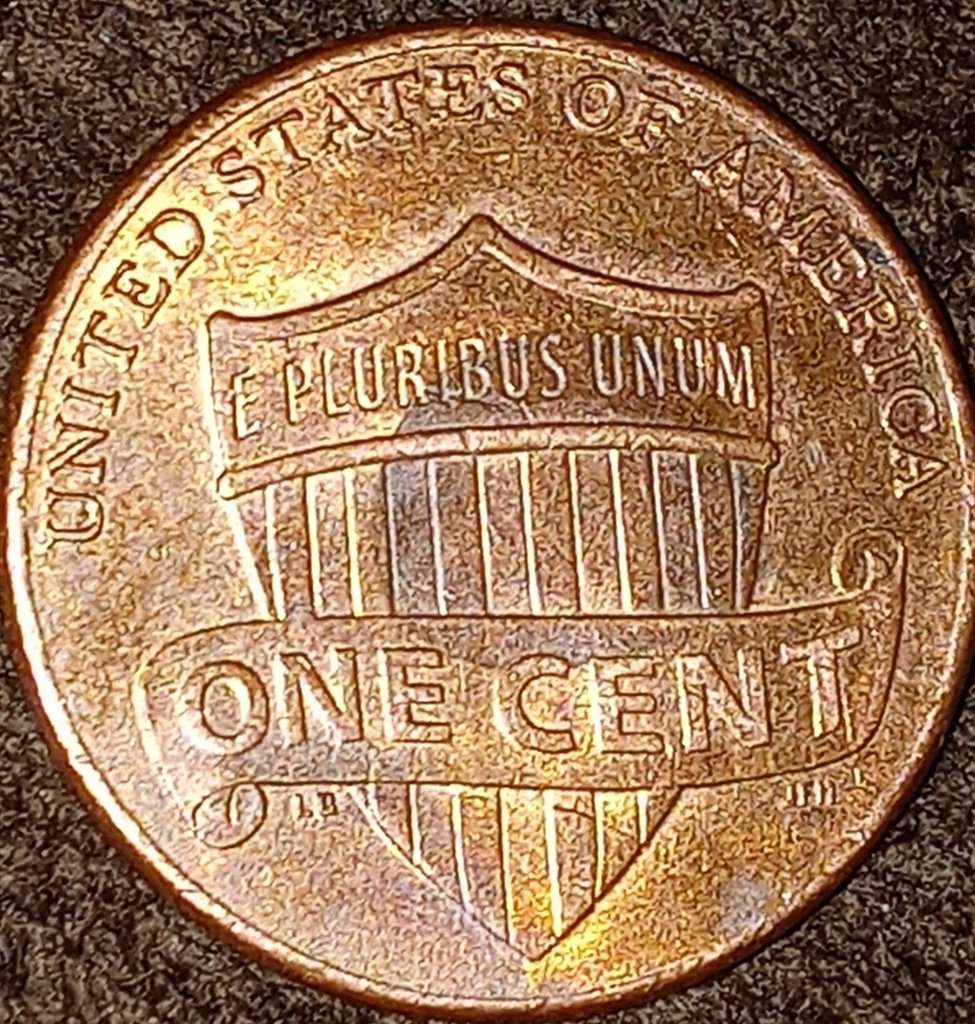 2013-Lincoln-Cent-With.-Unknown-Marks.-Help-Identifying?