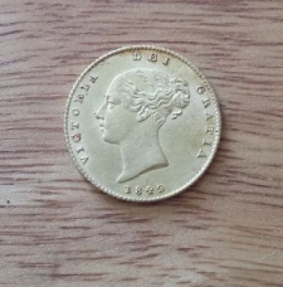 1842-Gold-Half-Sovereign-Value