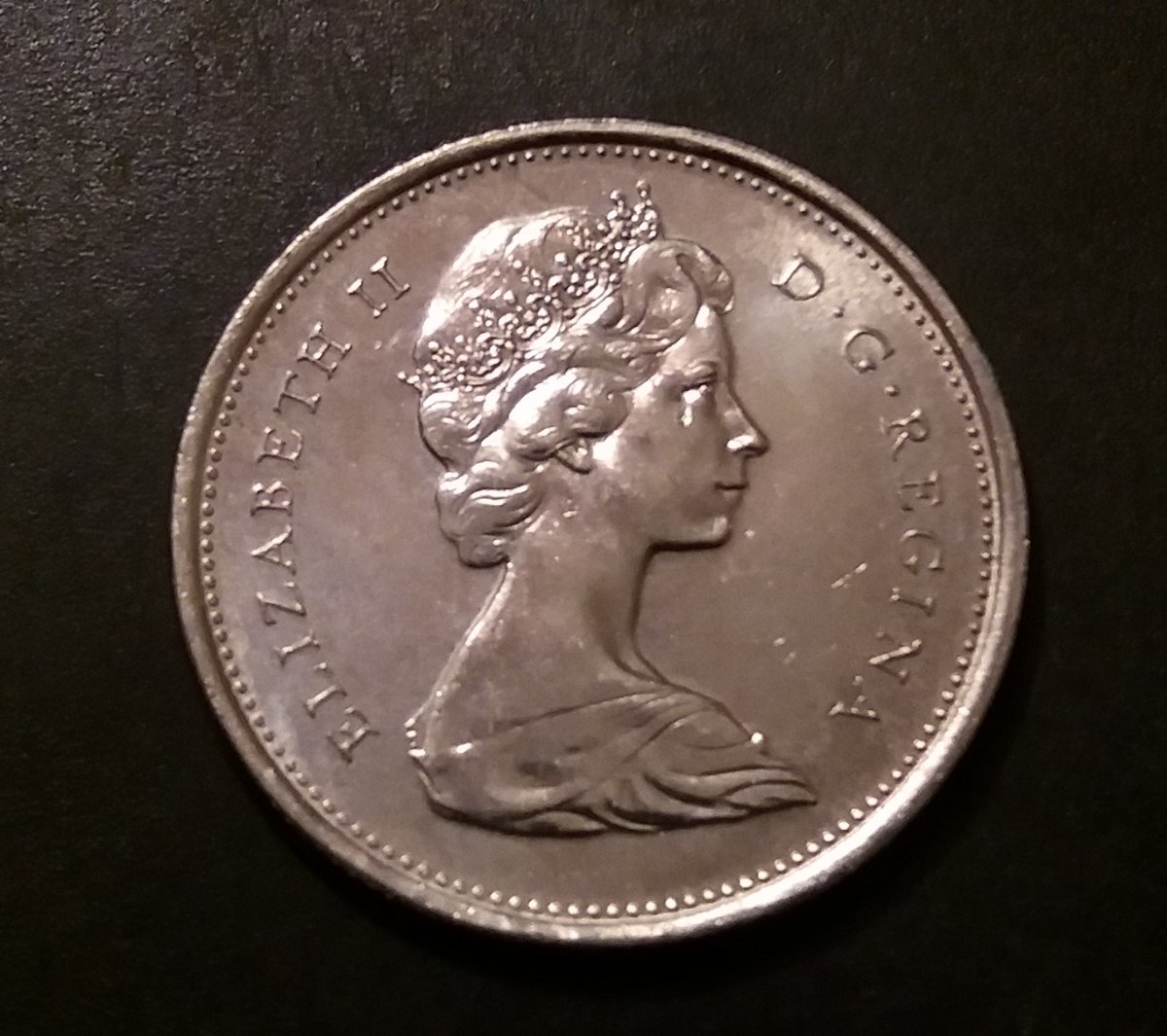 1969-Non-Magnetic-Quarter-4.9/5.0-Grams,-Silver?-Supposed-To-Be-Magnetic?