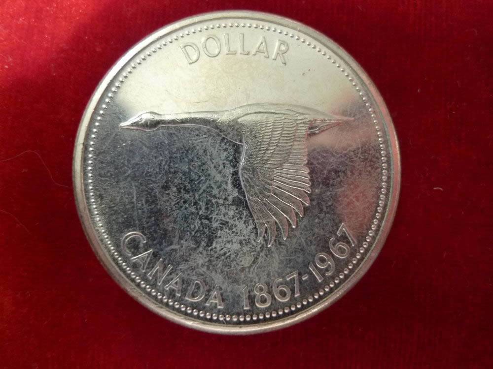 A-*regular*--Canada-1967-Silver-Dollar