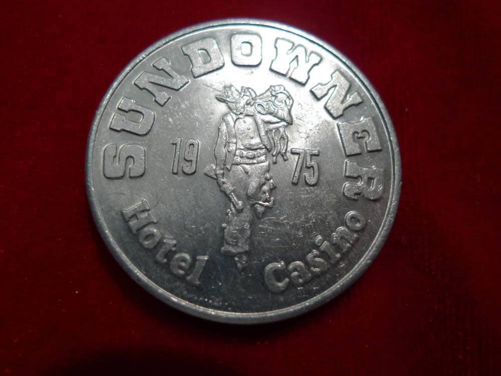 Casino-Tokens-And-Chips
