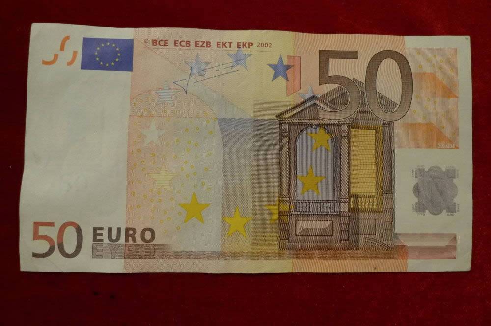 My-First-Euro-Bill-For-My-Collection
