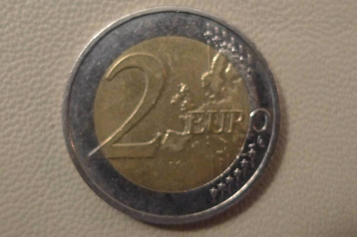 Show-Off-Your-Bi-Metallic-Coins-World-Wide